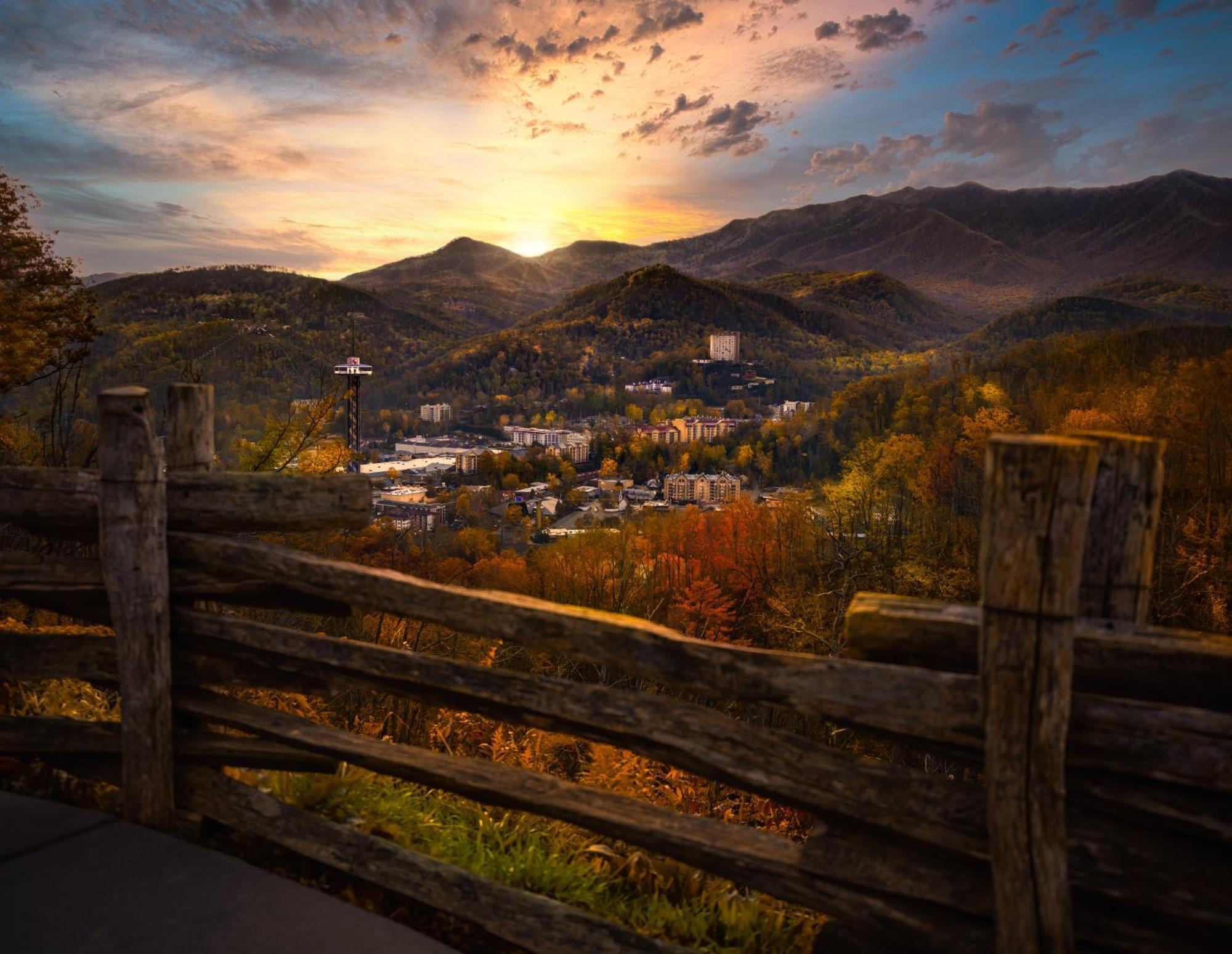 Her Majesty'S Way, Awesome Mtn Views, 1089 Free Tickets Each Paid Day, Dollywood And More Gatlinburg Exterior photo