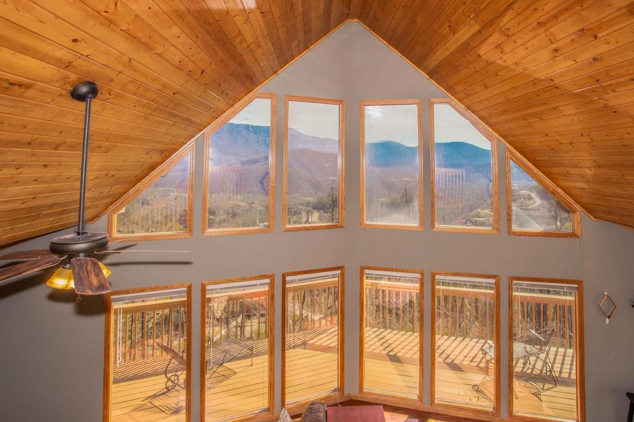 Her Majesty'S Way, Awesome Mtn Views, 1089 Free Tickets Each Paid Day, Dollywood And More Gatlinburg Exterior photo